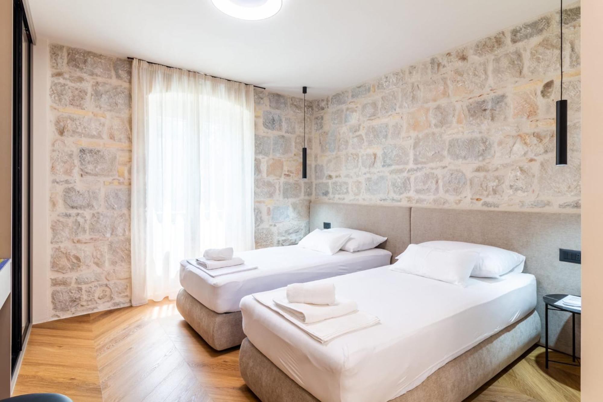 Apartment Centre In Stone House Σπλιτ Εξωτερικό φωτογραφία