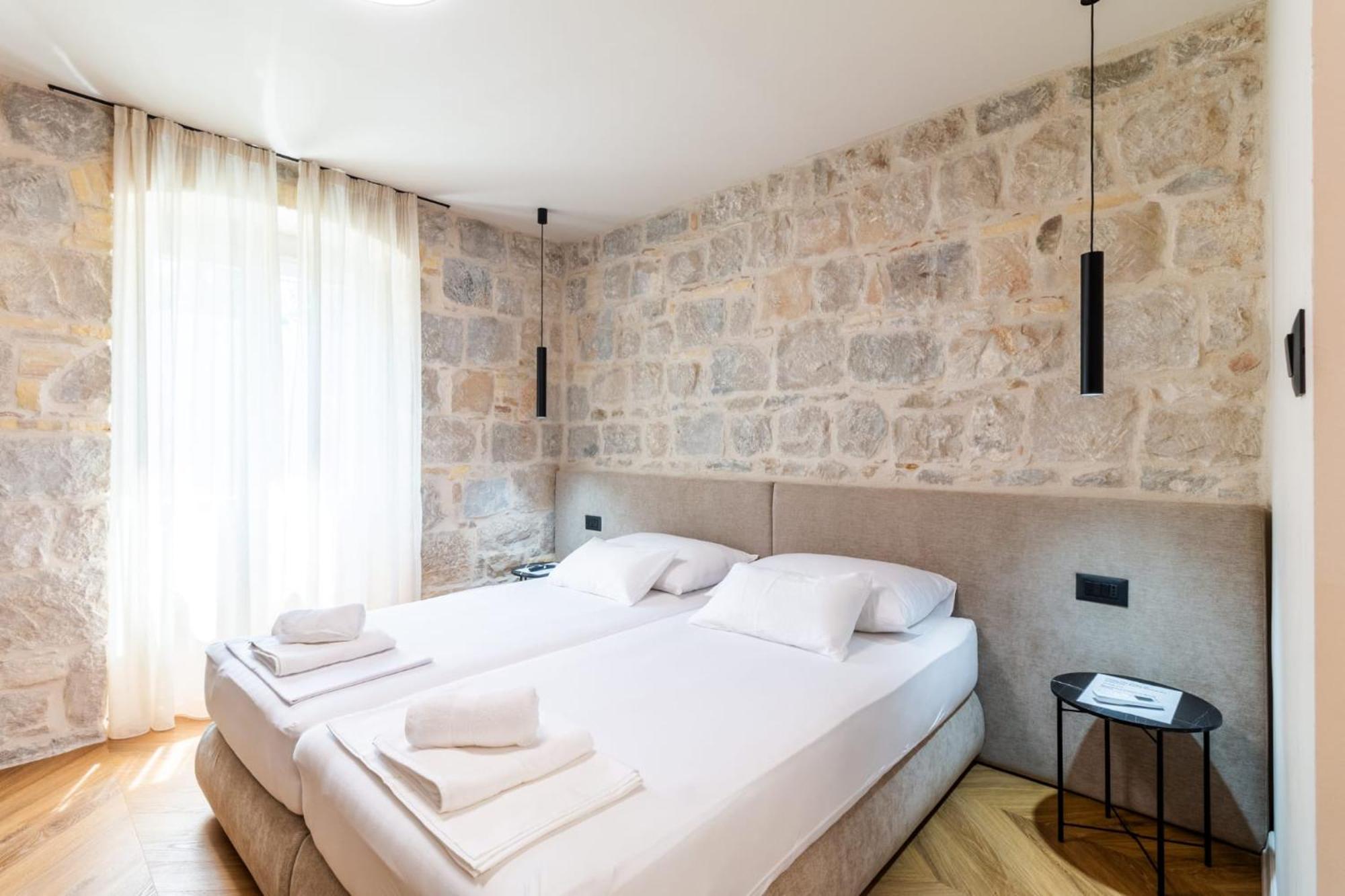 Apartment Centre In Stone House Σπλιτ Εξωτερικό φωτογραφία