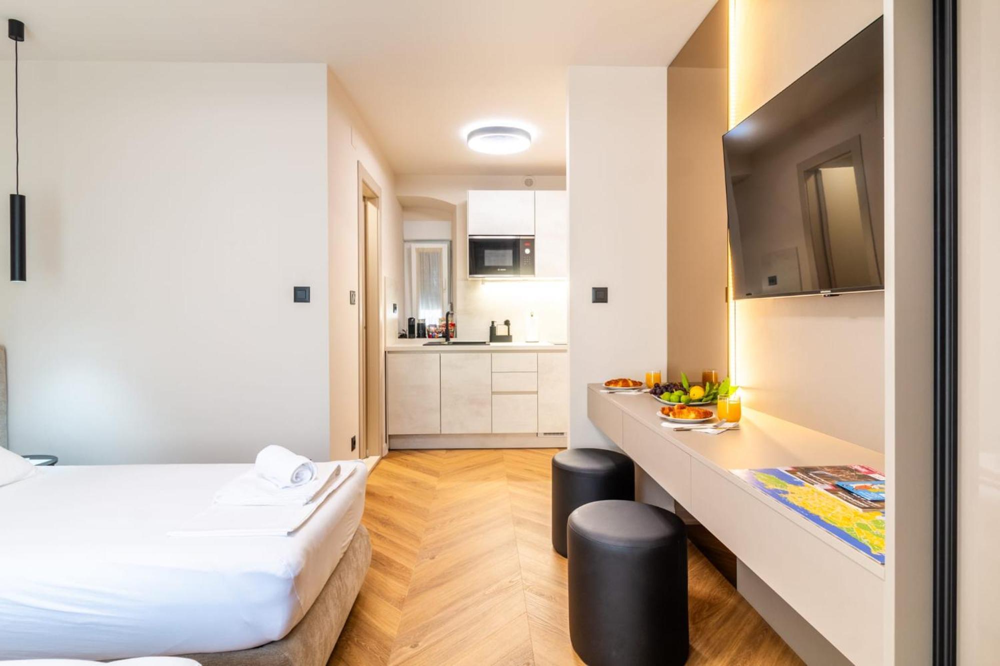 Apartment Centre In Stone House Σπλιτ Εξωτερικό φωτογραφία